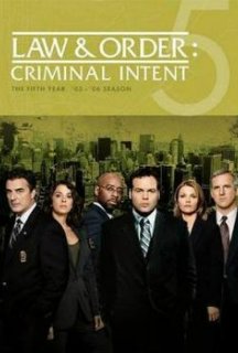 Закон і порядок: злочинні наміри 5 сезон постер