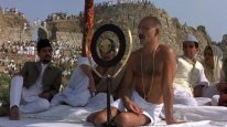 кадри з фільму Ґанді / Ганді