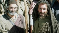 кадри з серіалу Пророк Мойсей