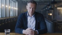 кадри з фільму Навальний