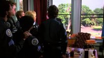 кадри з фільму Поліцейська академія 3: Знову до навчання