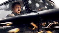 кадри з фільму 007: Не час помирати